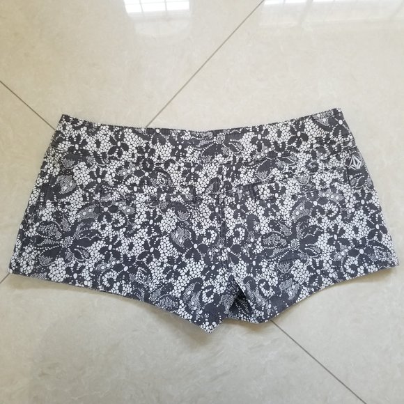 Volcom Black and White Floral Lace Shorts - Picture 6 of 6